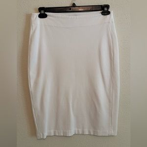 Vince Camuto midi skirt, M